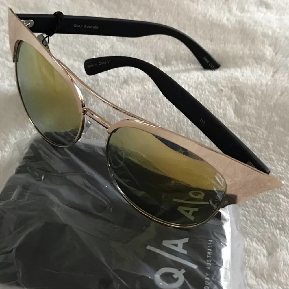 Quay Zig Gold Mirror Sunglasses